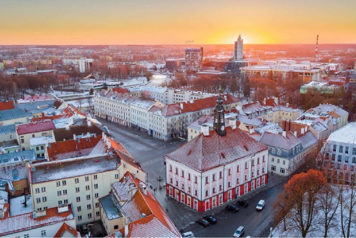 Aerial view of Townhall Square in Taru, Estonia at sunset in the winter.